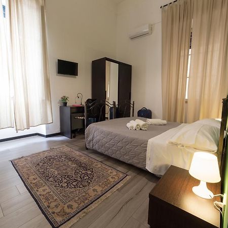 Tra L'Etna E Il Mare B&B คาตาเนีย ภายนอก รูปภาพ