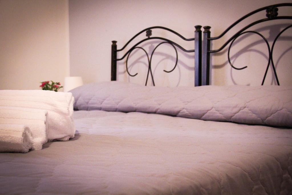Tra L'Etna E Il Mare B&B คาตาเนีย ภายนอก รูปภาพ