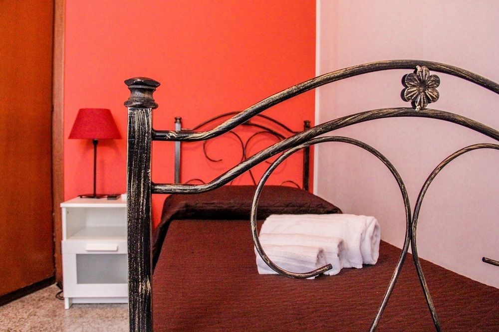 Tra L'Etna E Il Mare B&B คาตาเนีย ภายนอก รูปภาพ