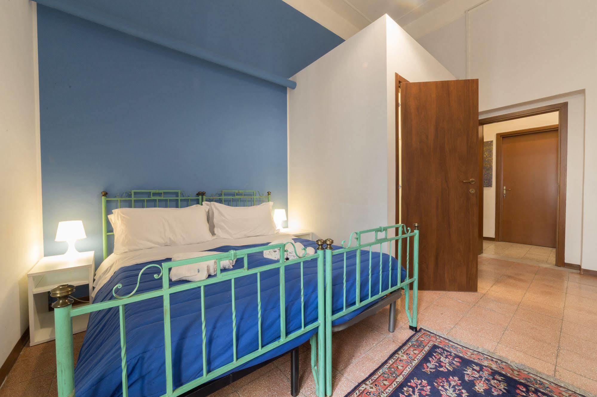 Tra L'Etna E Il Mare B&B คาตาเนีย ภายนอก รูปภาพ