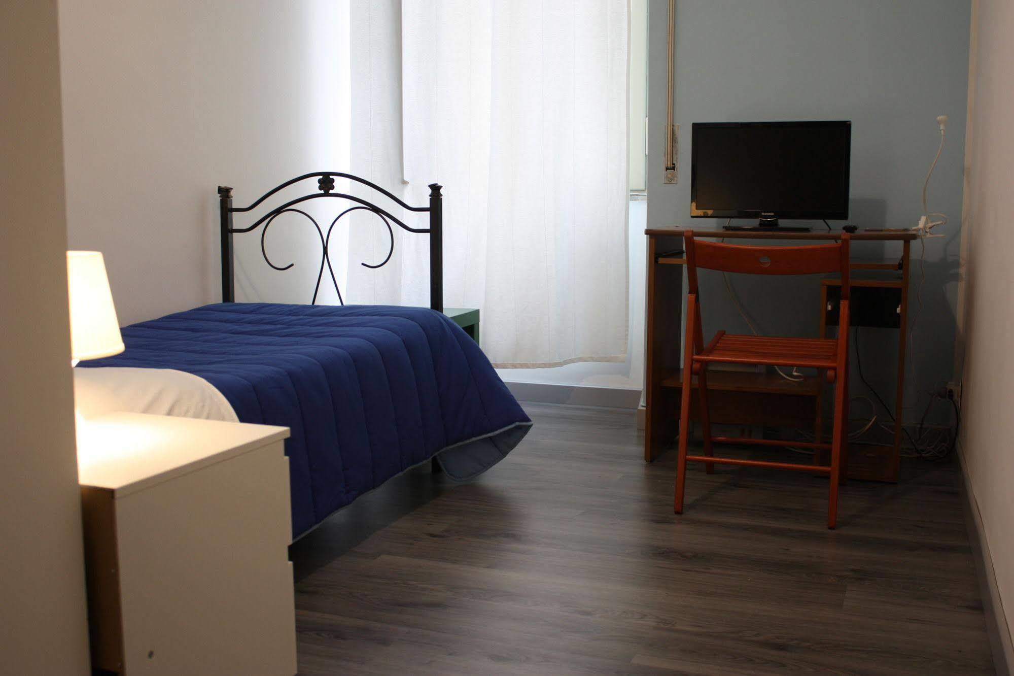 Tra L'Etna E Il Mare B&B คาตาเนีย ภายนอก รูปภาพ