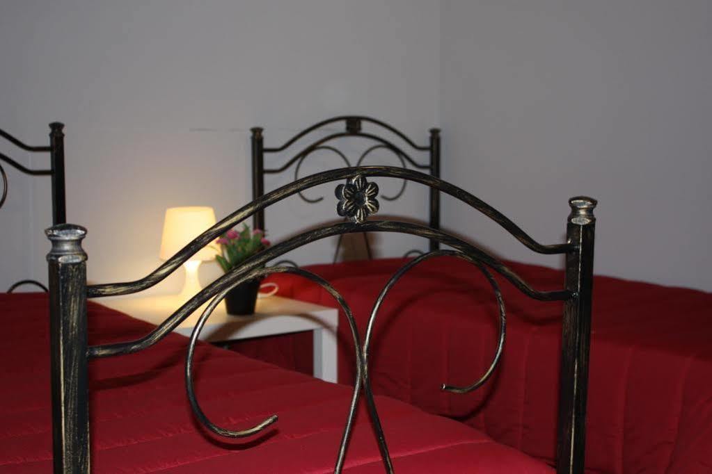 Tra L'Etna E Il Mare B&B คาตาเนีย ภายนอก รูปภาพ